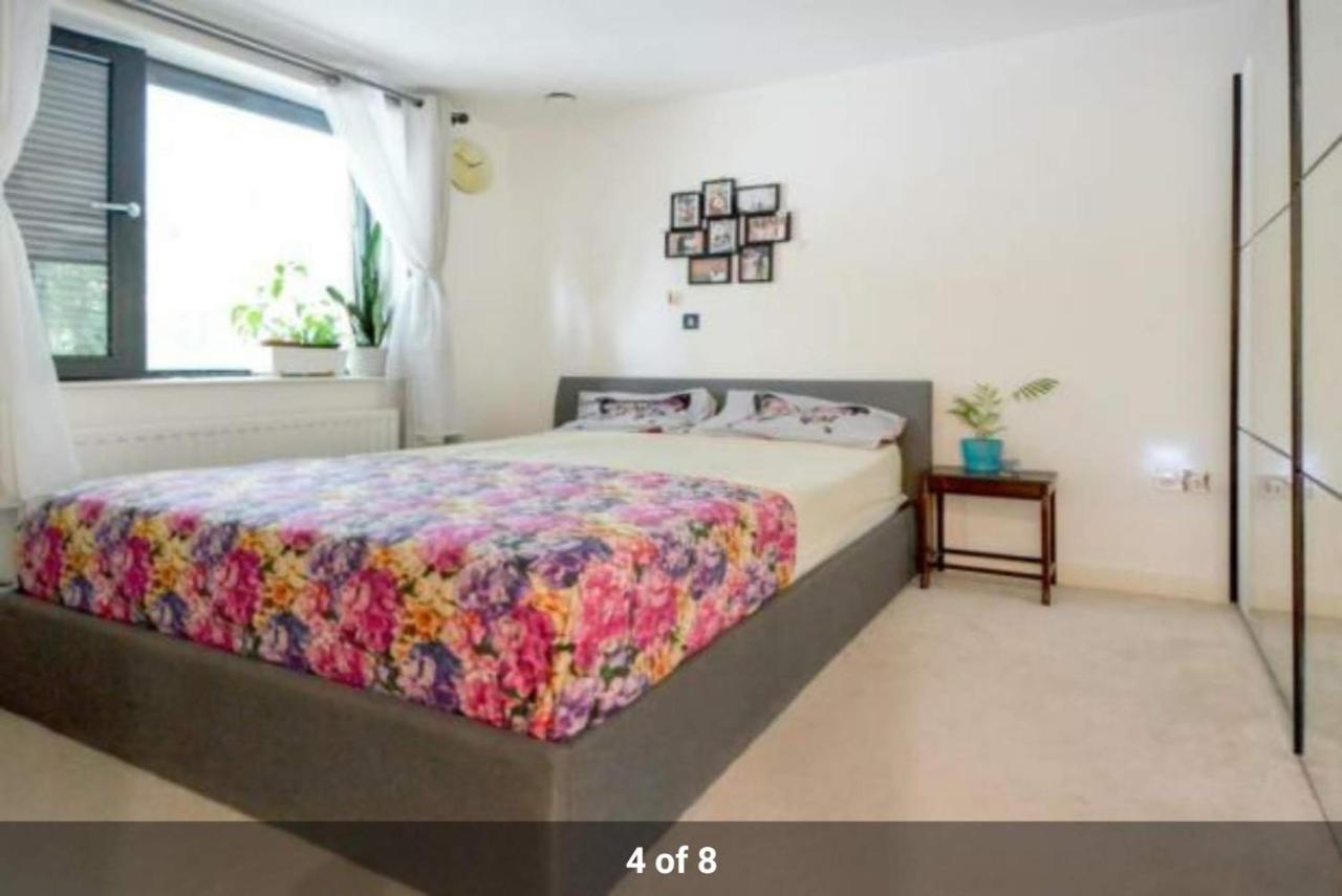 Cape House London: Spacious 4-Bedroom Retreat with Garden Exterior photo